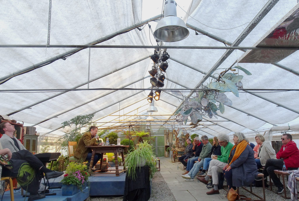 NU:LIT - das Festival für ungewohnte Literatur, das in die Stadtteile kommt.